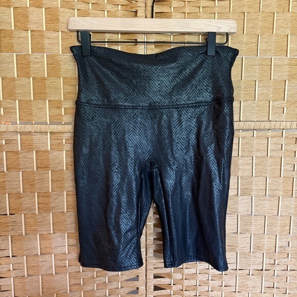 SPANX Pants - SPANX Faux Leather Black /Metallic Snakeskin Style Bike Shorts Women's Size L